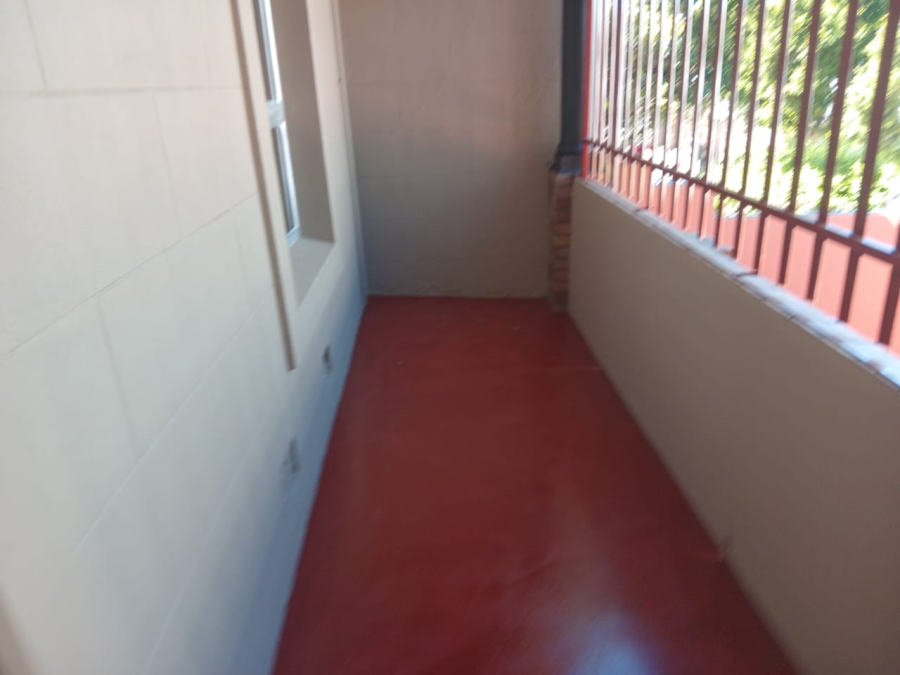 To Let 2 Bedroom Property for Rent in Mowbray Western Cape